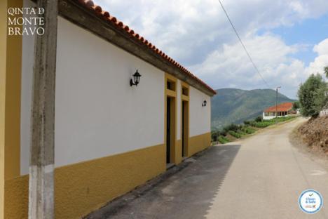 Quinta Do Monte Bravo - Douro - Quarto Duplo Villa Ervedosa do Douro Buitenkant foto